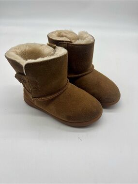 UGG Kids Mini Chestnut Suede Shearling Boots